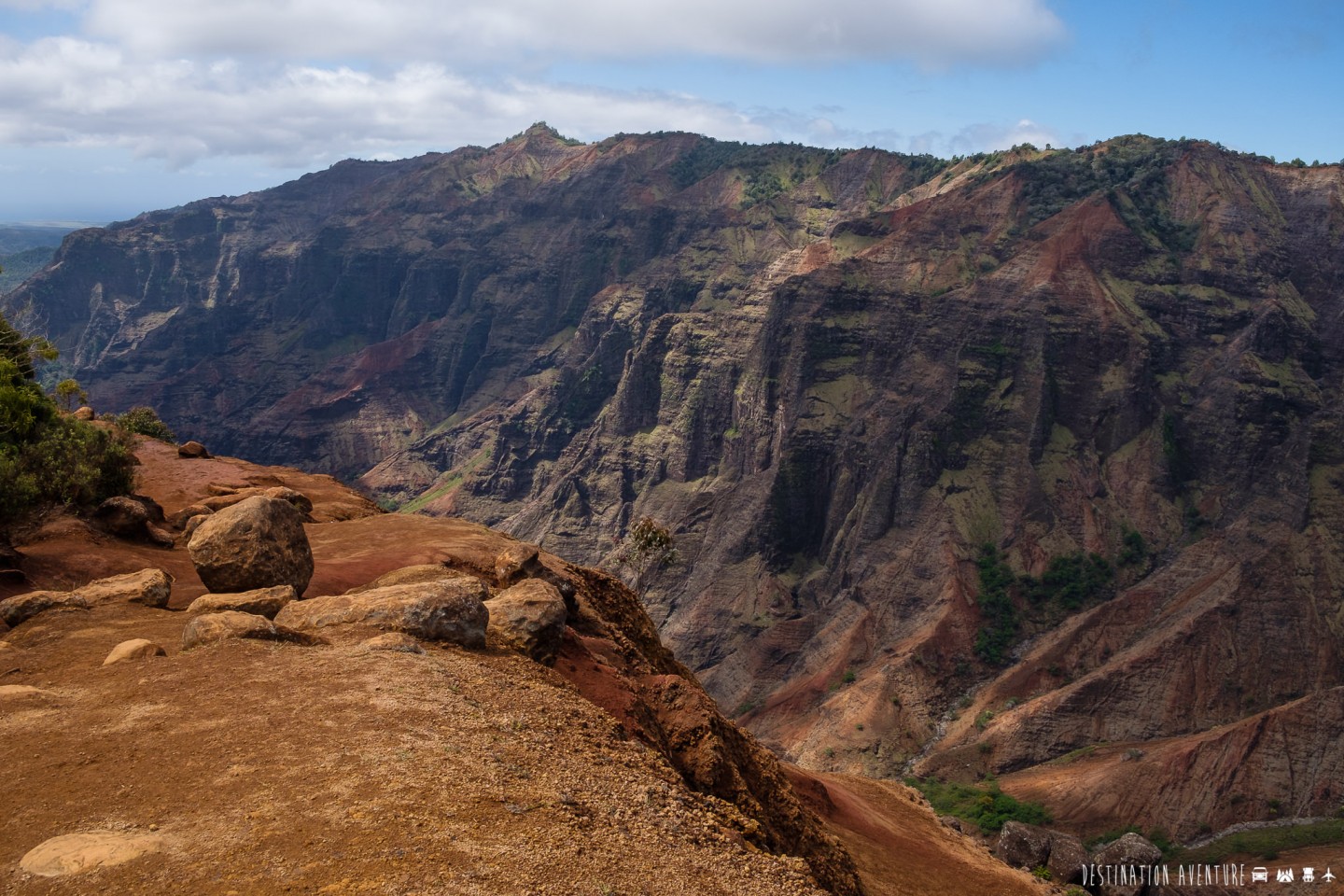 Une mémorable randonnée dans le Grand Canyon du Pacifique à Hawaii