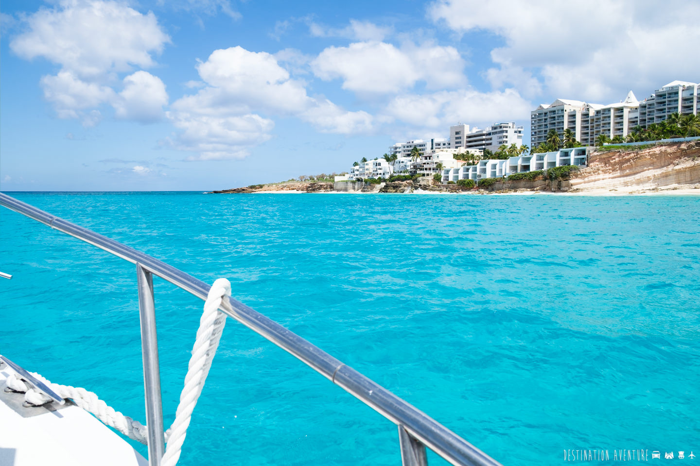 Boat trip around St. Maarten to discover beaches and paradisiacal islands