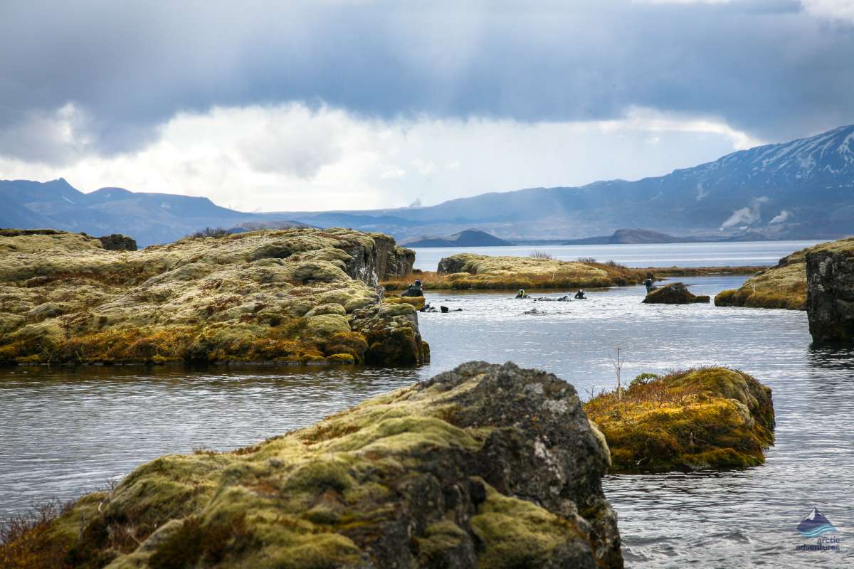 Plonger entre deux plaques tectoniques en Islande