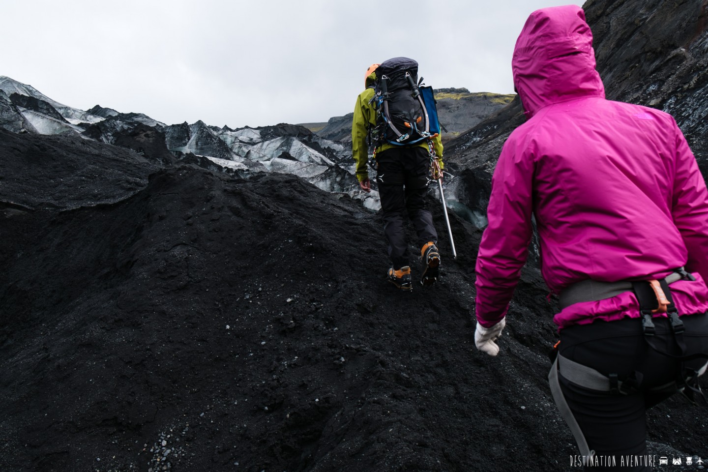Journée épique de randonnée et d'escalade de glacier en Islande