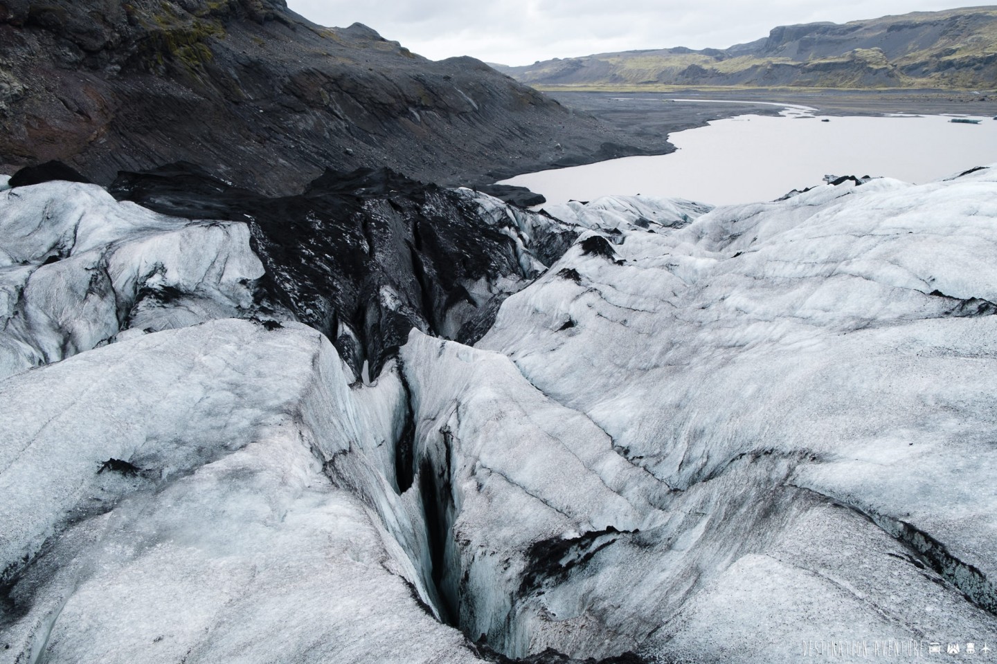 Journée épique de randonnée et d'escalade de glacier en Islande